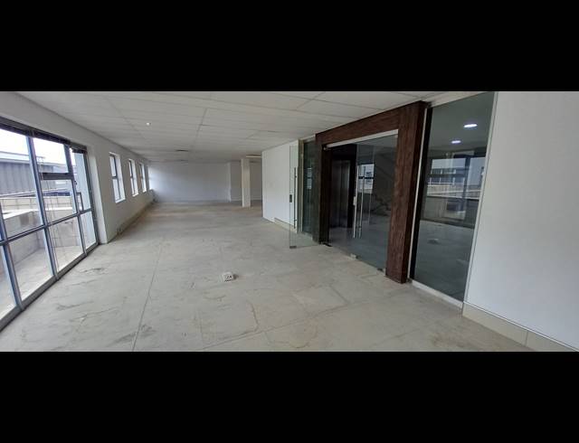 723M² OFFICE TO LET IN WOODMEAD